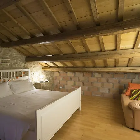 Locanda Nemorosa Casa rural *
